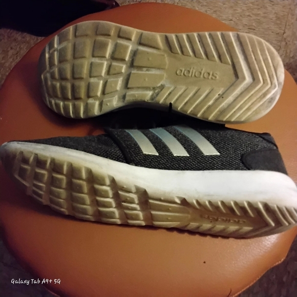 Adidas Women's Black/Silver Cloudfoam Black Laced Athletic Sneakers - Picture 5 of 8